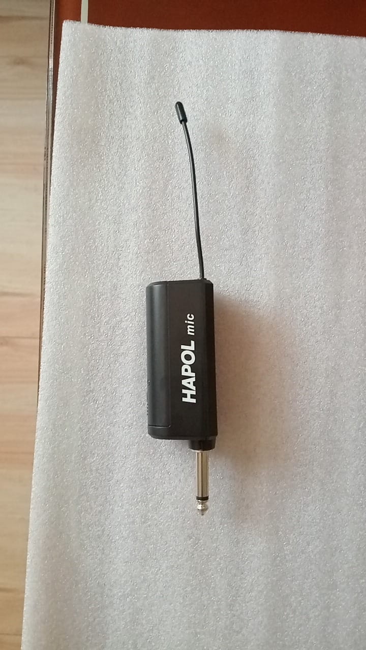 Hapol wireless microphone receiver with antenna and audio plug